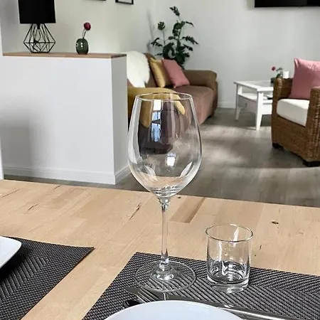Zentral Gelegene Ferienwohnung Im Herzen Der Pfalz Neustadt an der Weinstrasse Exterior photo